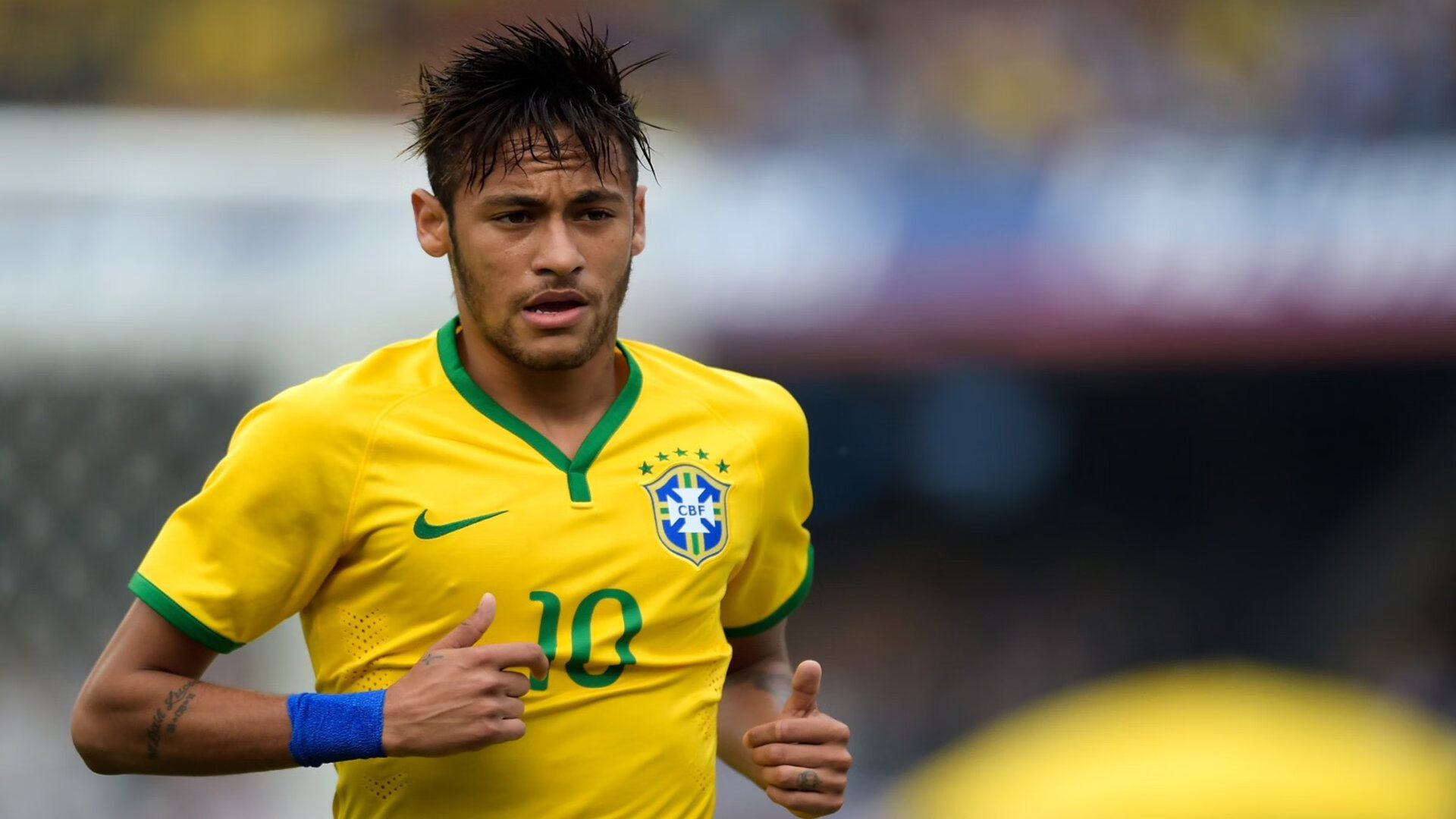 英格兰小组赛爆发惊艳世界媒体，英格兰小组赛首场