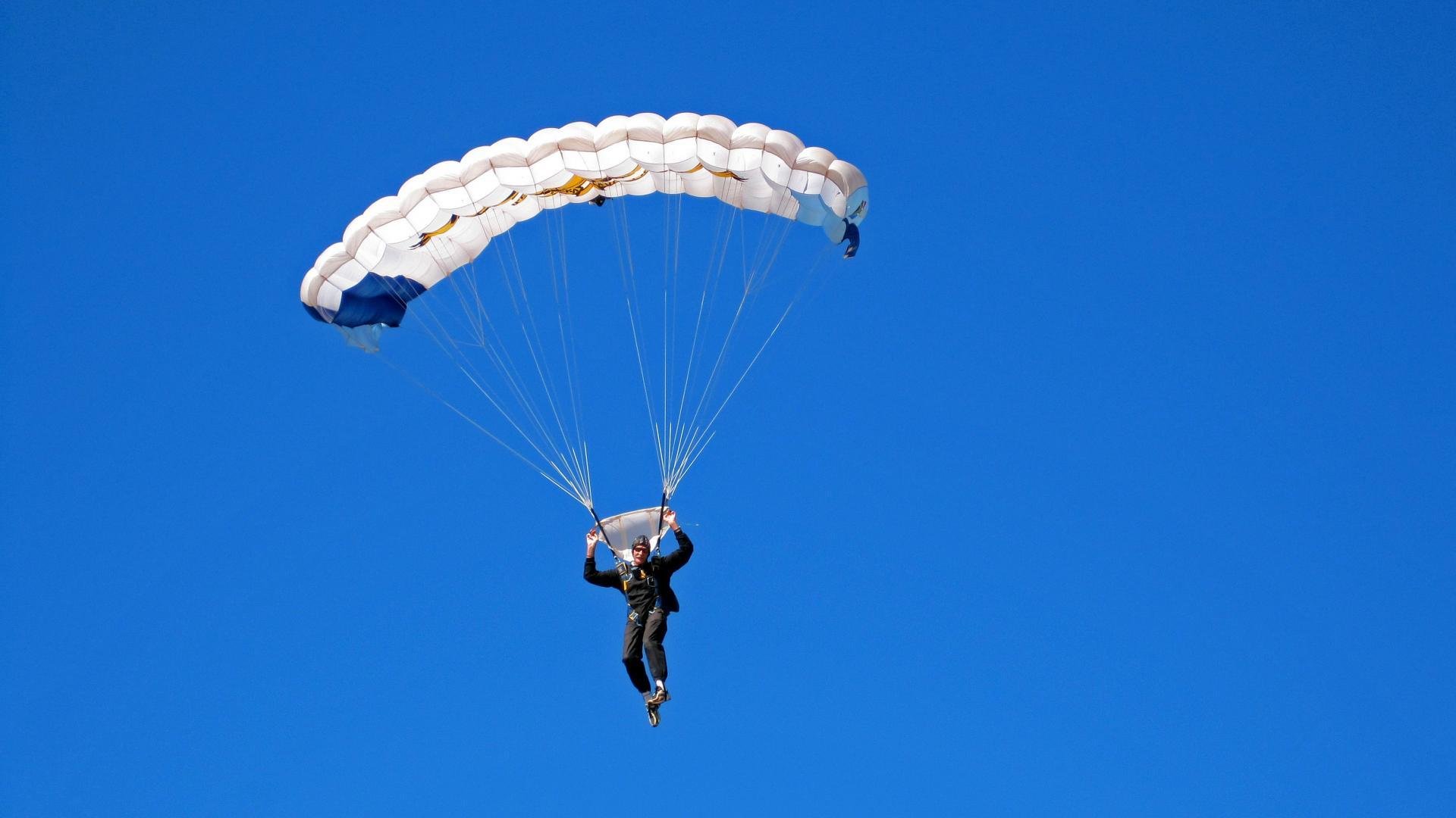 爱游戏数字体验-国家马术队引入国际专家，提升训练质量，国家马术指导
