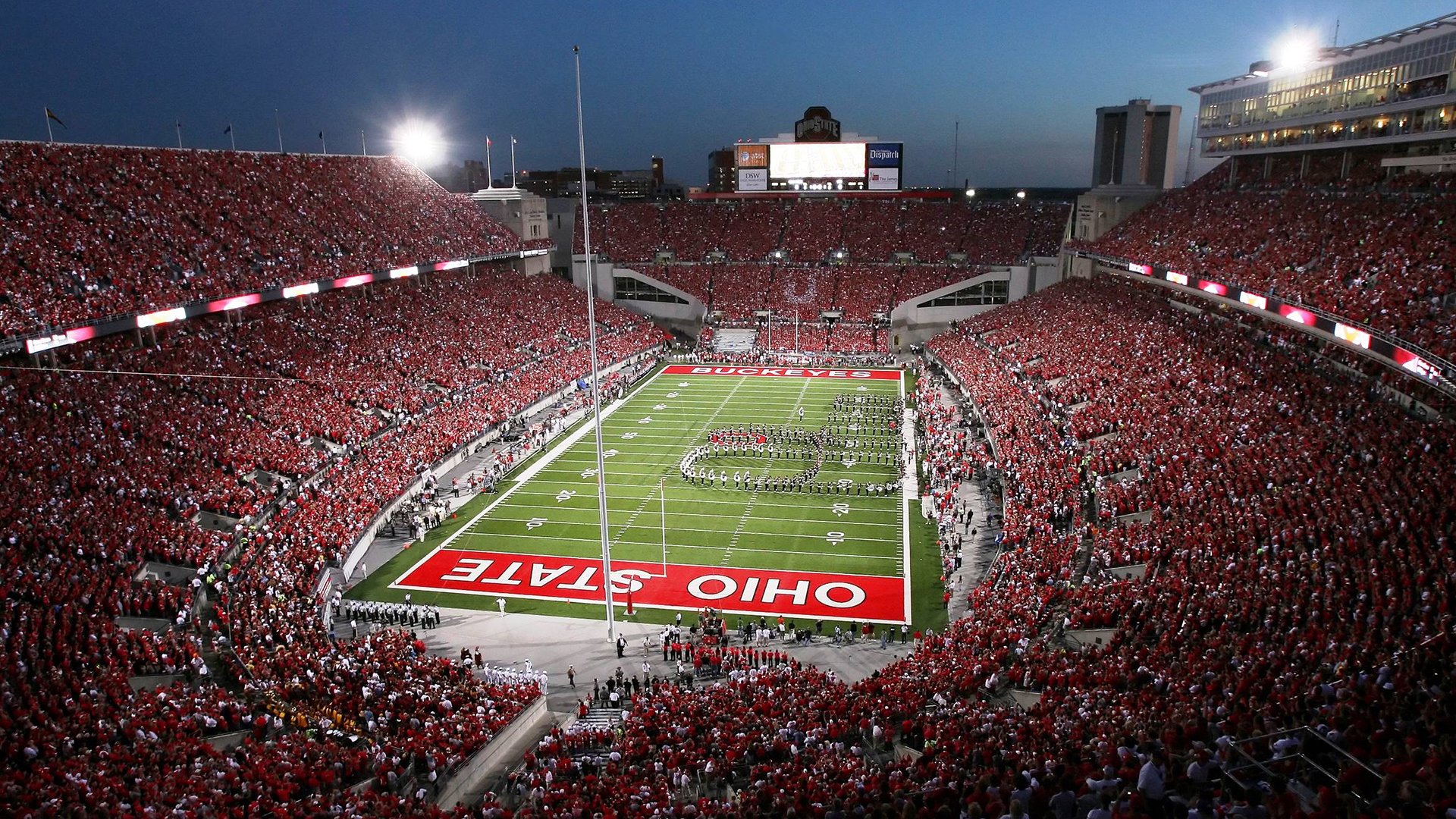 特色篮球主题酒店火爆开业，推动体育+旅游新模式，带篮球馆的酒店